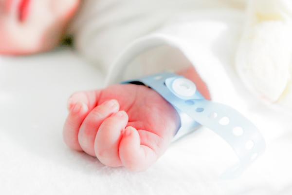 baby in hospital after birth injury